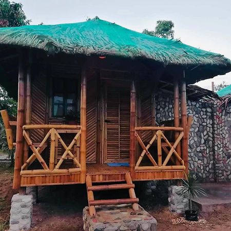Mecaja Beach House Roxas  Εξωτερικό φωτογραφία