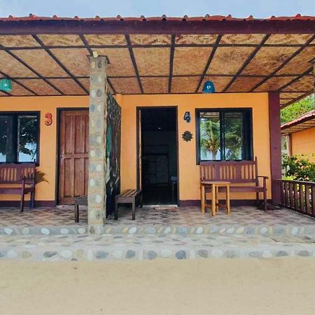 Mecaja Beach House Roxas  Εξωτερικό φωτογραφία