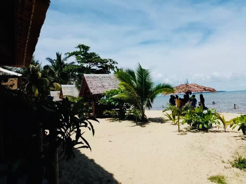 Mecaja Beach House Roxas  Εξωτερικό φωτογραφία