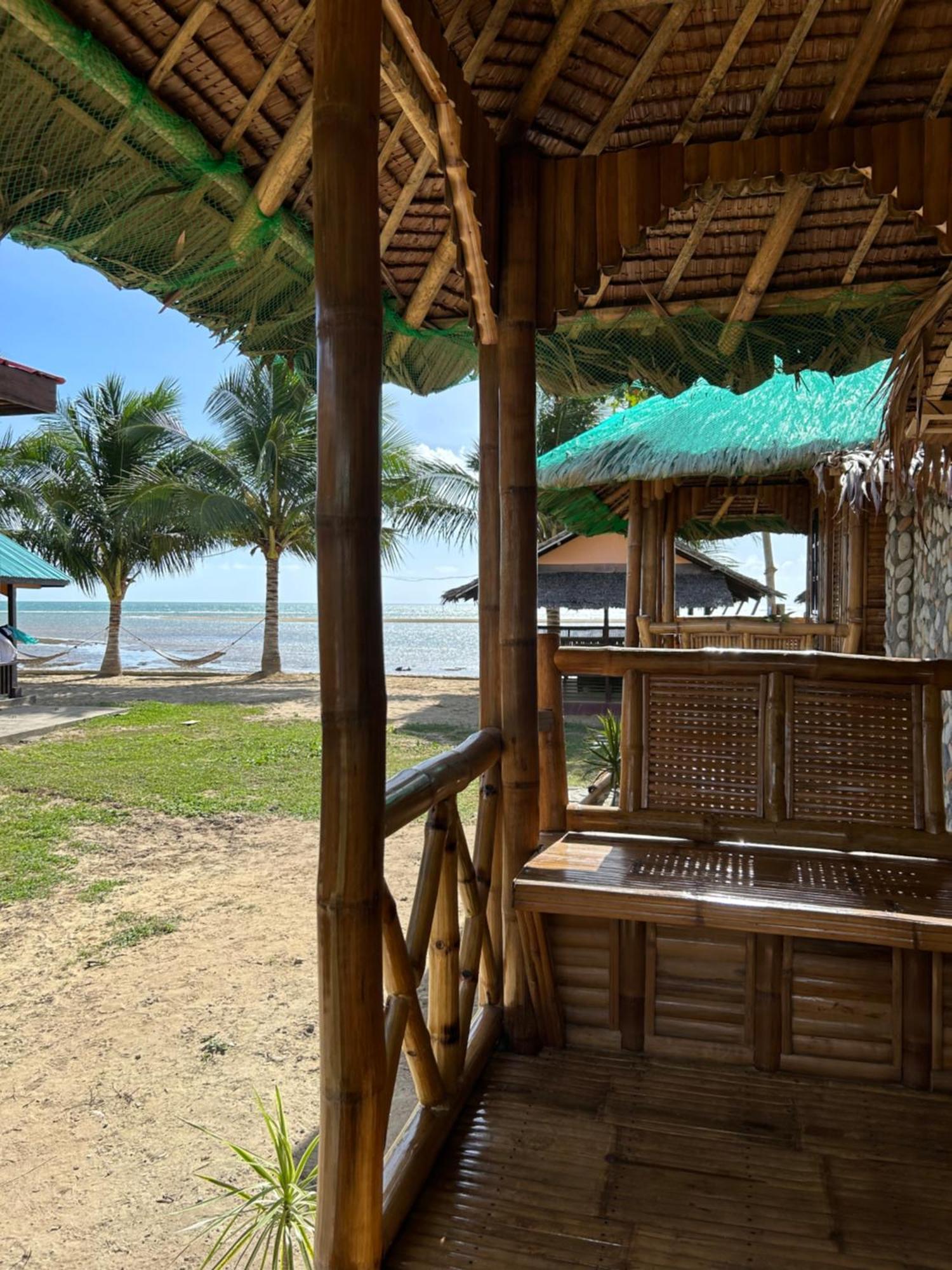 Mecaja Beach House Roxas  Εξωτερικό φωτογραφία